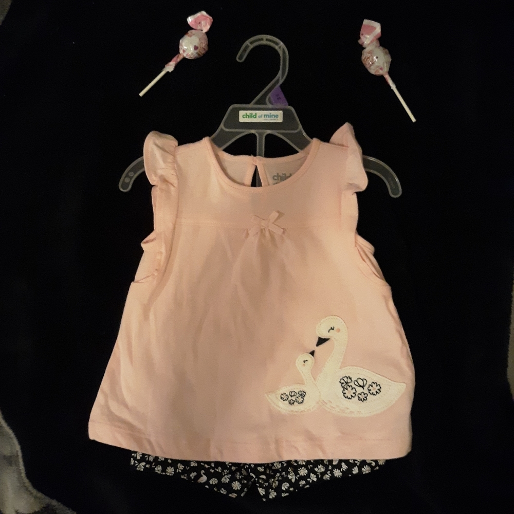 New infant girls short set